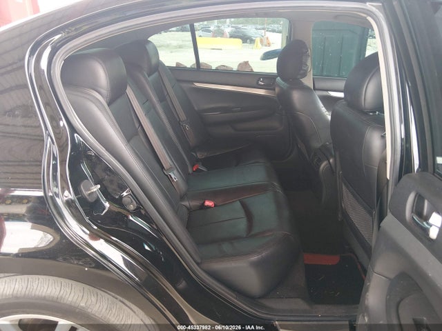 INFINITI Q40