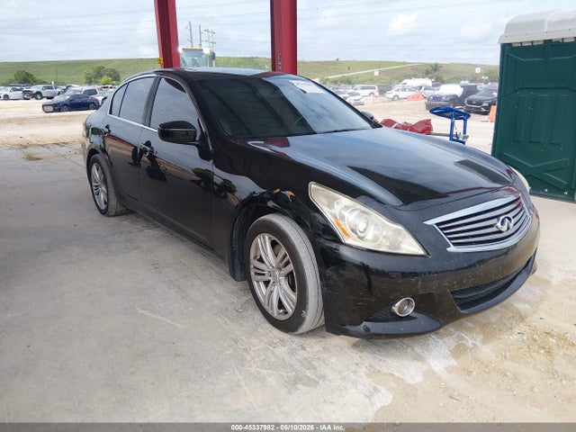 Salvage INFINITI Q40 Image