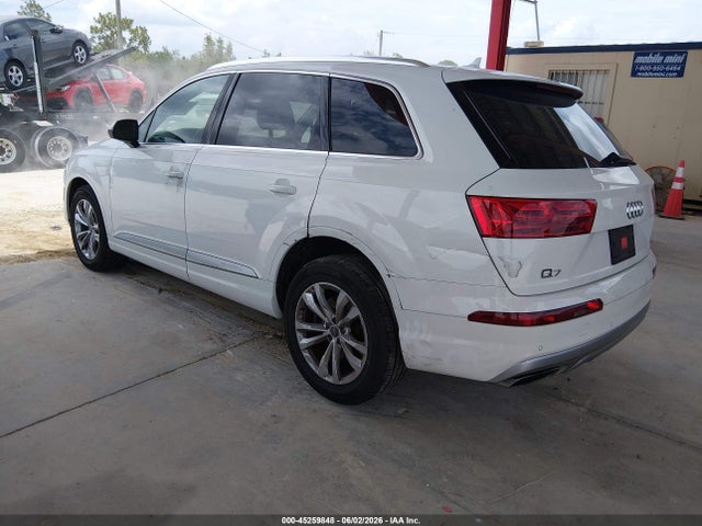 Audi Q7 3.0t Premium