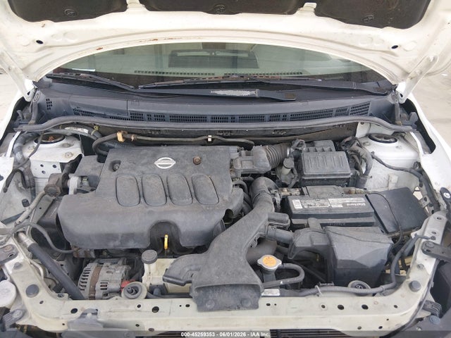 Nissan Versa 1.8s