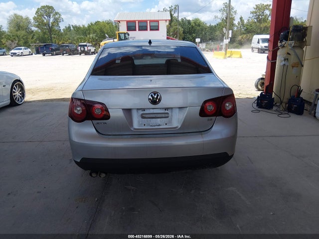 Volkswagen Jetta S