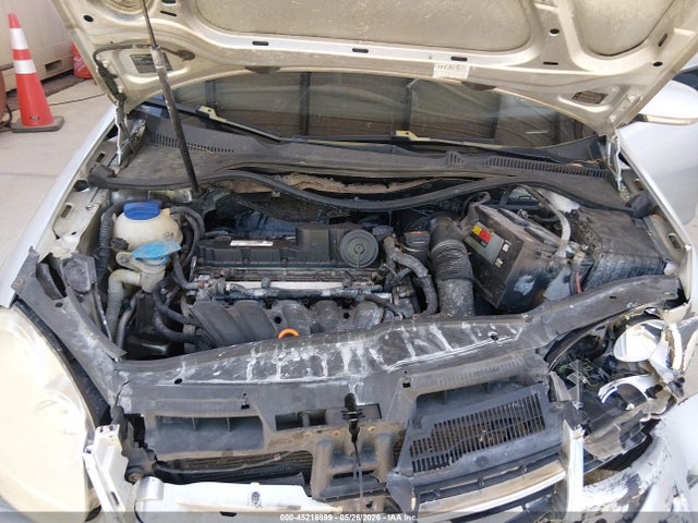 Volkswagen Jetta S
