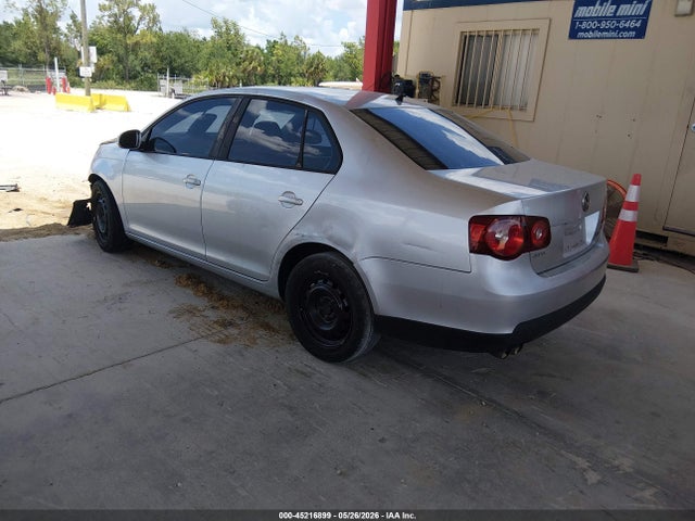 Volkswagen Jetta S