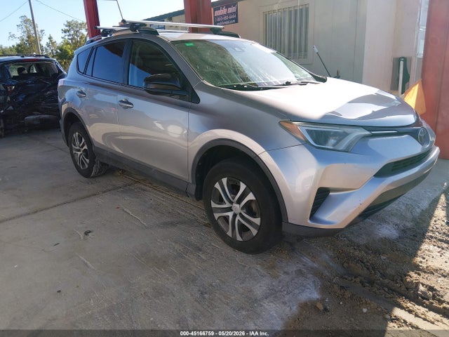 Salvage Toyota RAV4 Image