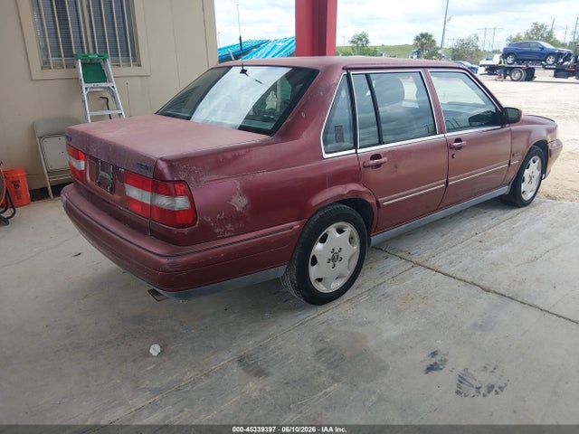 Volvo 960