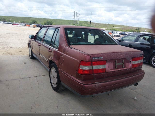 Volvo 960