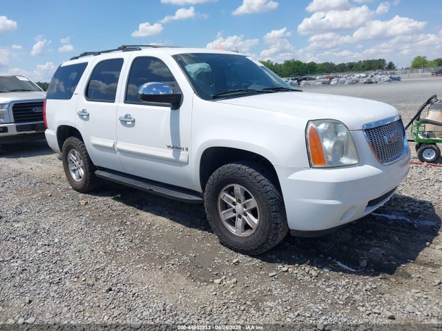 Salvage GMC Yukon Image