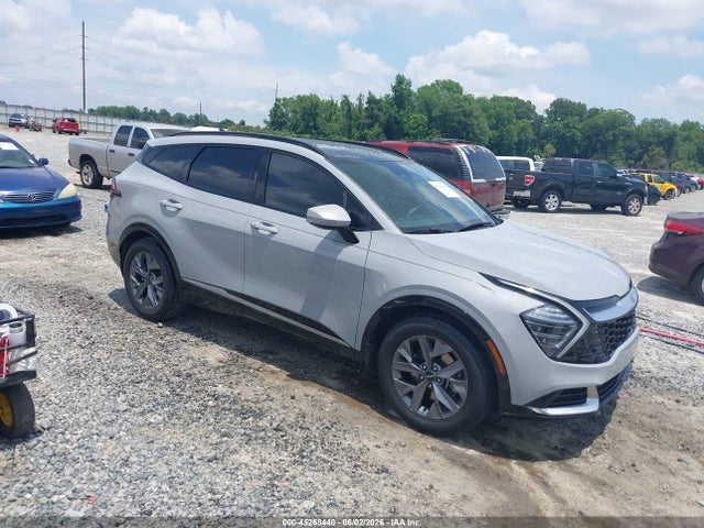 Salvage Kia Sportage Image