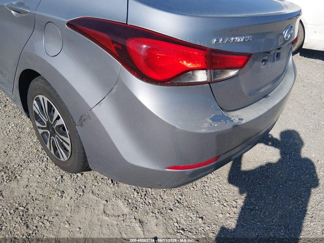 Hyundai ELANTRA Se