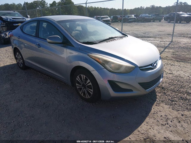 Salvage Hyundai ELANTRA Image