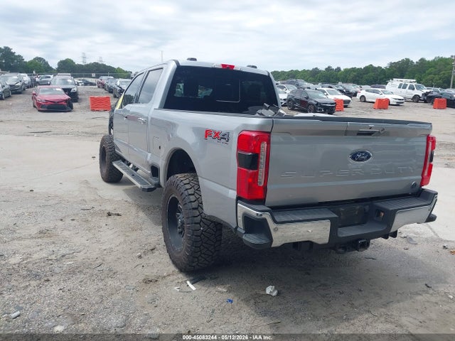 Ford F-250 Lariat