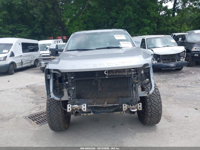 Ford F-250 Lariat