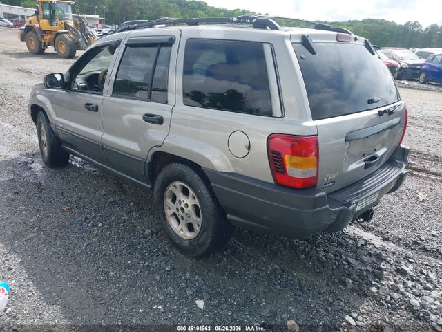 Jeep Grand Cherokee Laredo