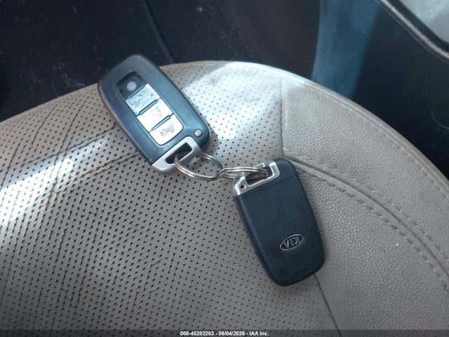 Kia Optima Ex