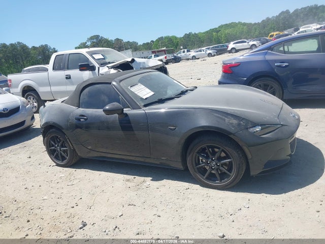 Mazda MX-5 Miata Sport