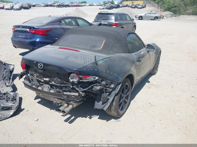Mazda MX-5 Miata Sport