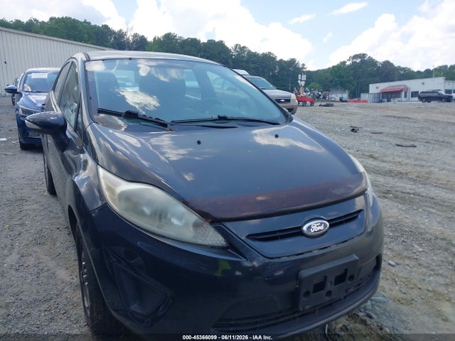Salvage Ford Fiesta Image