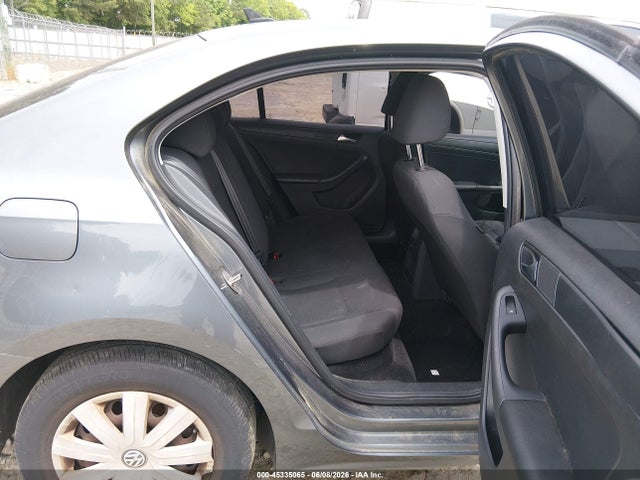Volkswagen Jetta 1.4t S