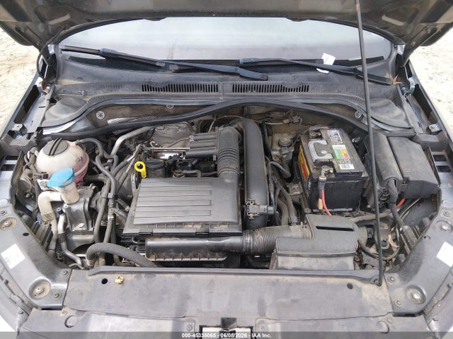 Volkswagen Jetta 1.4t S