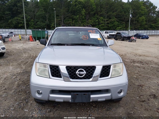 Nissan Pathfinder Le