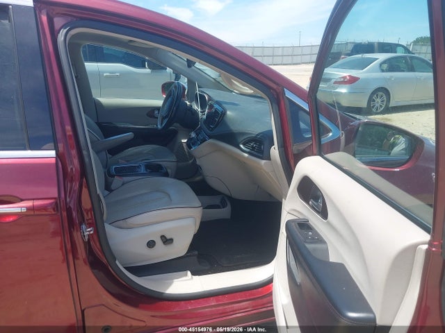 Chrysler Pacifica Limited