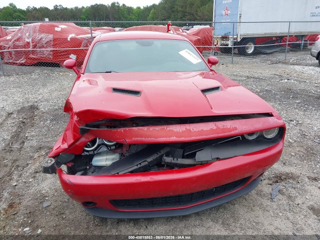 Dodge Challenger Sxt