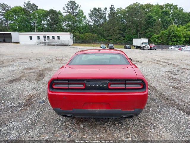 Dodge Challenger Sxt