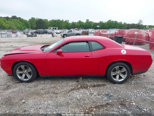 Dodge Challenger Sxt