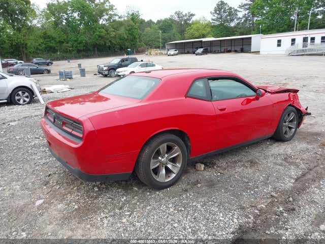 Dodge Challenger Sxt