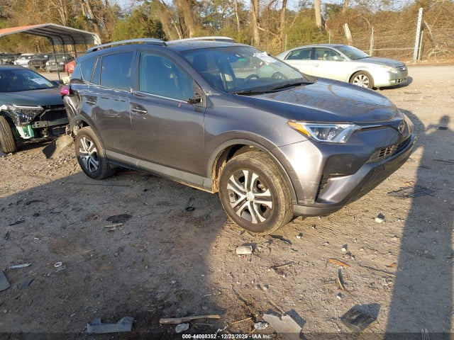 Salvage Toyota RAV4 Image