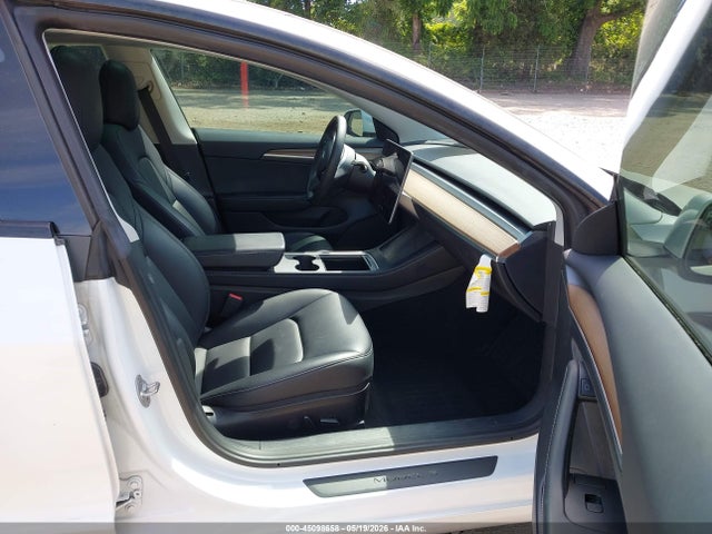 Tesla Model 3 Rear-wheel Drive