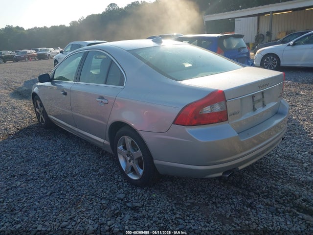 Volvo S80 T6
