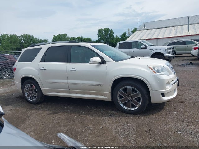 GMC Acadia Denali