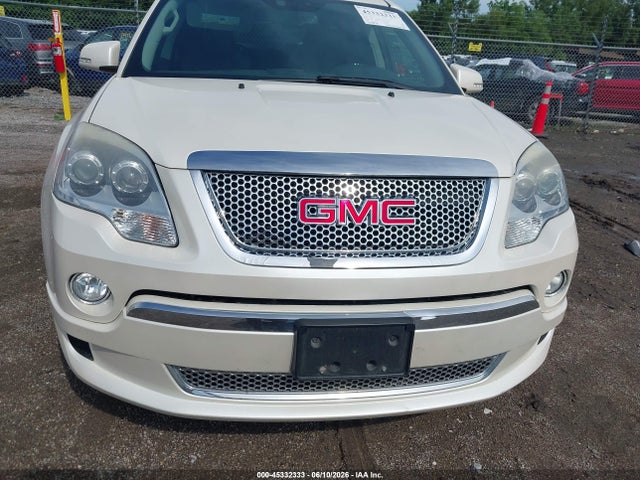 GMC Acadia Denali