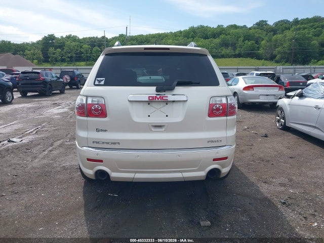 GMC Acadia Denali