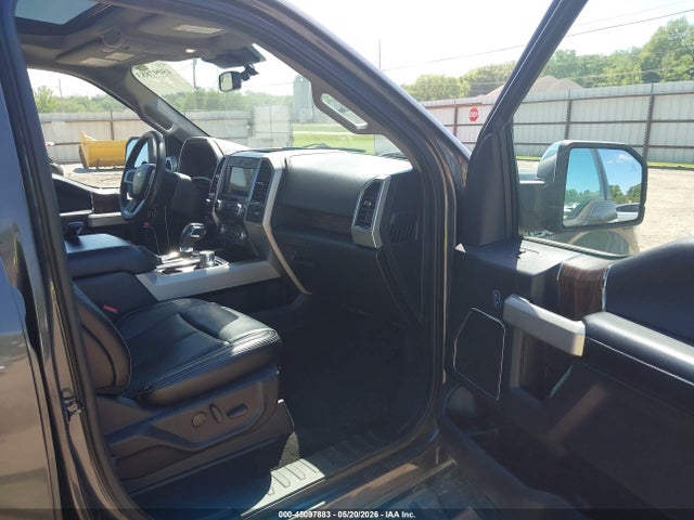 Ford F-150 Lariat