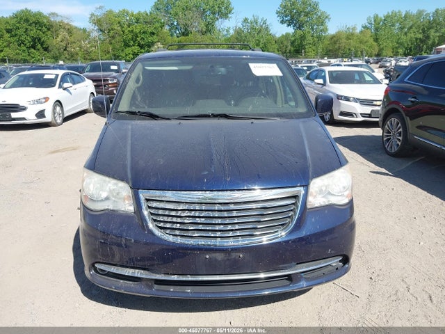 Chrysler Town & Country Touring
