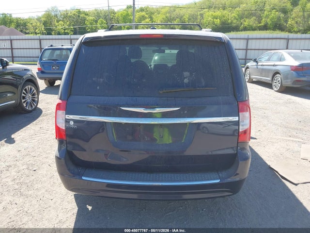 Chrysler Town & Country Touring