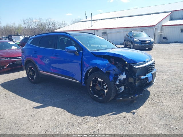 Salvage Kia Sportage Image