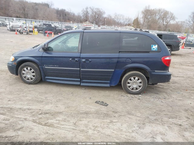 Chrysler Town & Country Limited