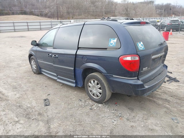 Chrysler Town & Country Limited