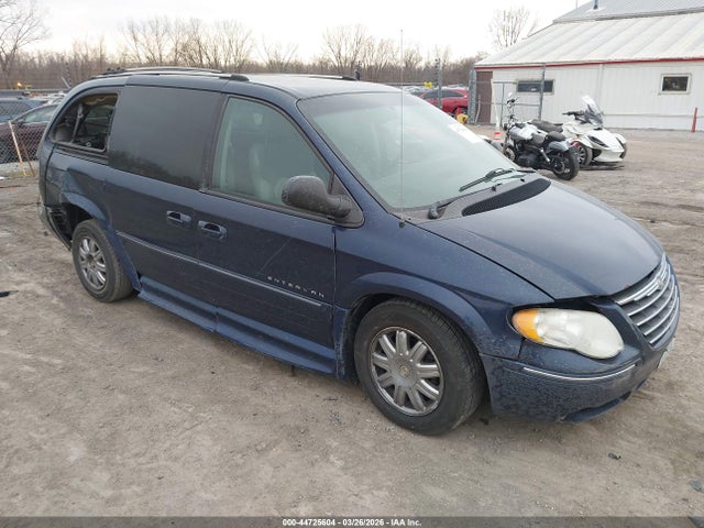 Salvage Chrysler Town & Country Image