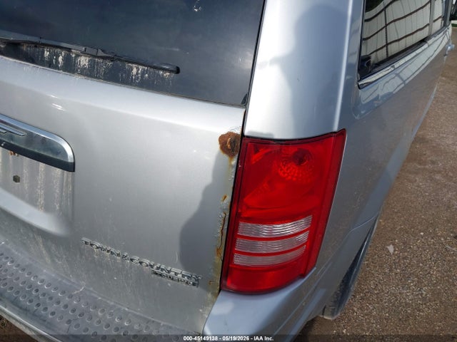 Chrysler Town & Country Touring