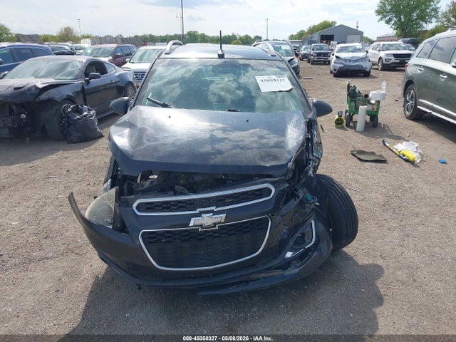 Chevrolet Spark 2lt Auto