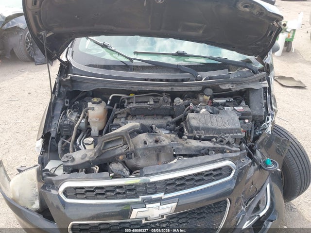 Chevrolet Spark 2lt Auto