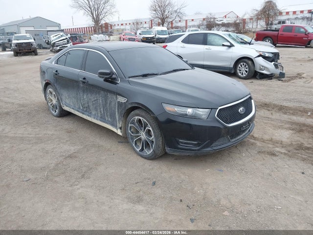 Salvage Ford Taurus Image