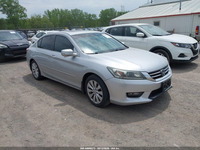 Salvage Honda Accord Image