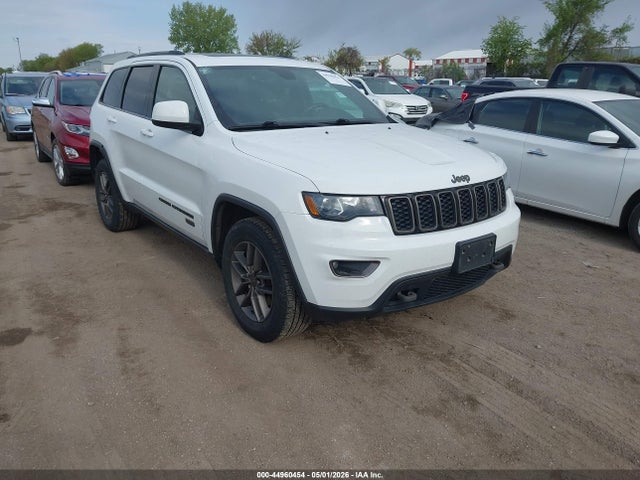 Salvage Jeep Grand Cherokee Image