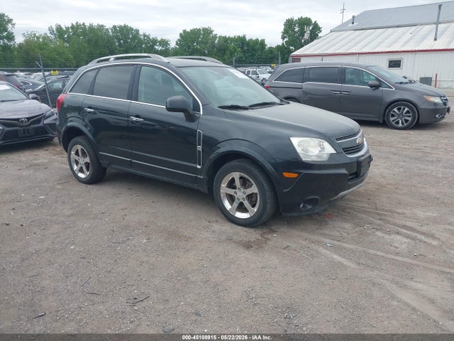 Salvage Chevrolet Captiva Image