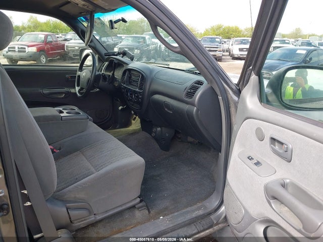 Toyota Tundra Sr5 V8